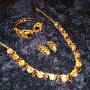 Gorgeous Vintage Juliana Amber Rhinestone Earrings Necklace Set